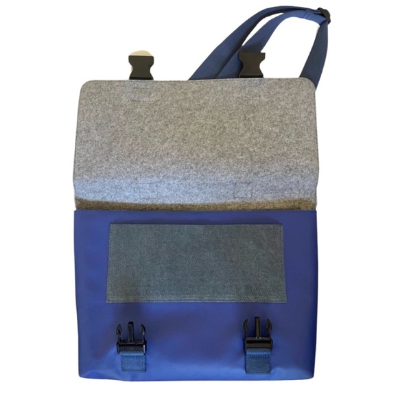 Mad Rabbit Kicking Tiger Kel Briefcase - Picture 3 of 9